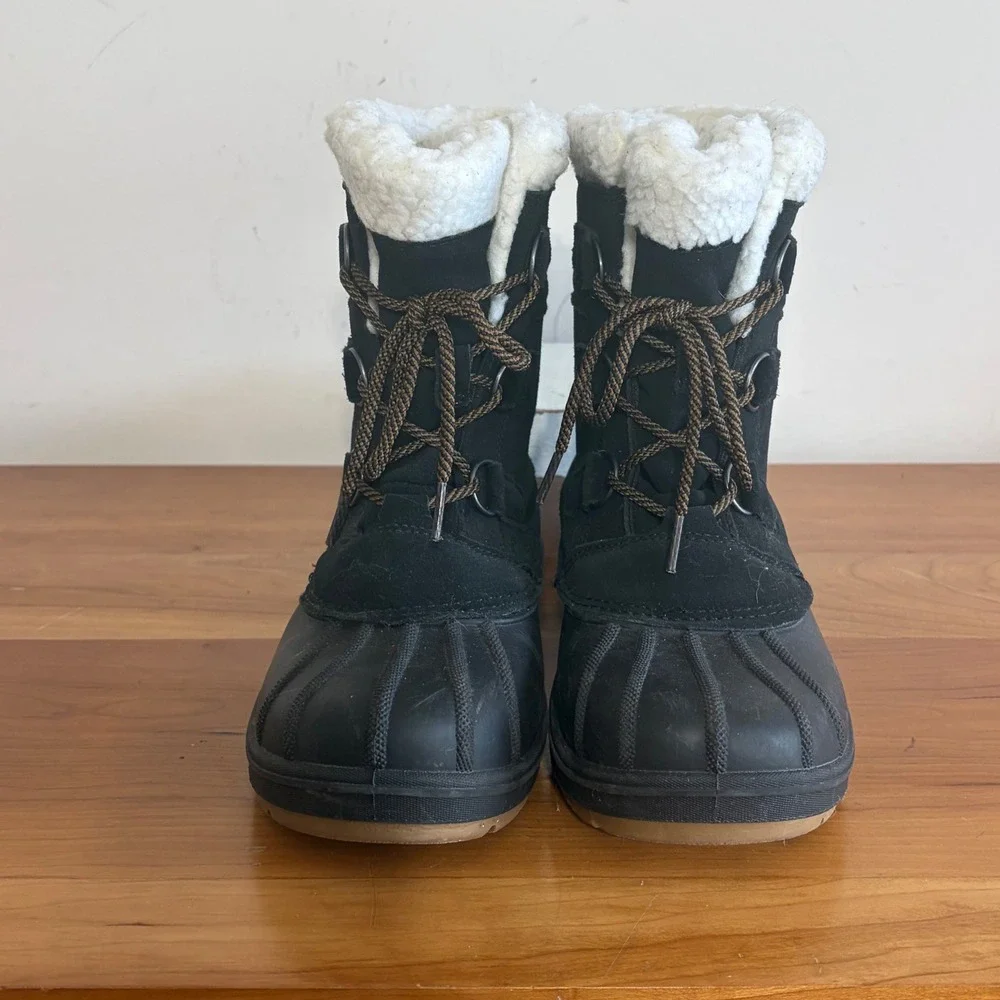 Cat & Jack Kids Black Snow Boots Faux Fur Lined Thermolite Insulated Size 6